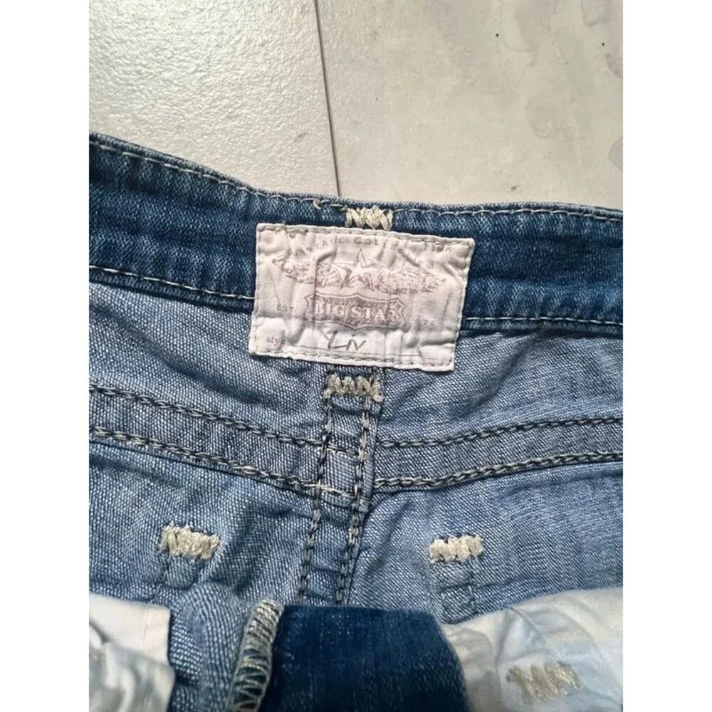 Big star liv denim short size 28 Y2K
